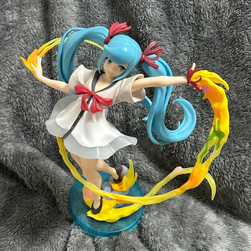 [BUNJANG] Hatsune Miku Project Diva Figurism Shiny TR Figure / 처분) 하츠네 미쿠 프로젝트 디바 피규리즘 샤이니 TR 피규어