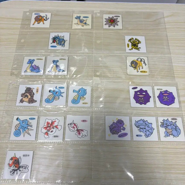 [BUNJANG] Pokemon Old Version Sticker (Unpeeled) / 판매)포켓몬스터 구버전 띠부씰 안뗀씰 200종
