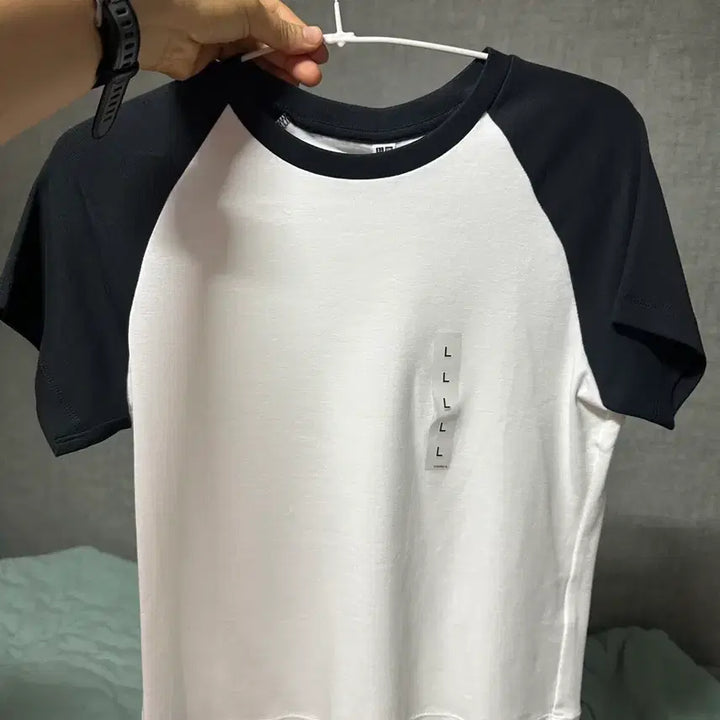 [SOLD OUT] 유니클로 기본 나글랑 반팔 티셔츠 L 크롭