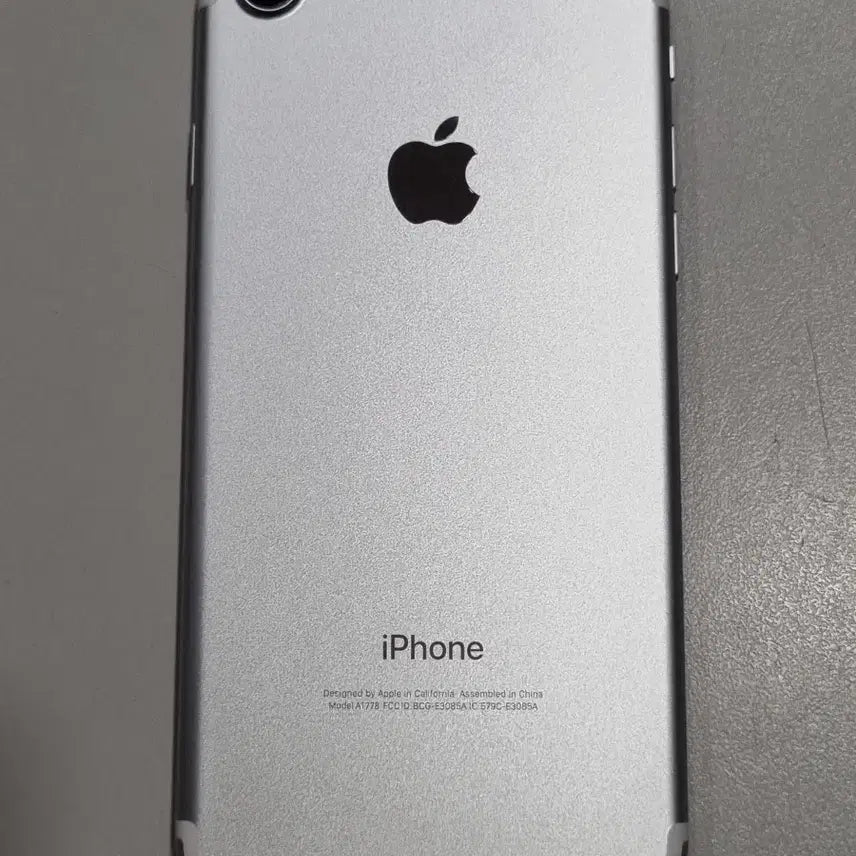 [BUNJANG] Apple iPhone 7 128GB Silver (Camera Silent) / [배터리100%] 아이폰7 128gb 실버색상 SSS급 카메라무음