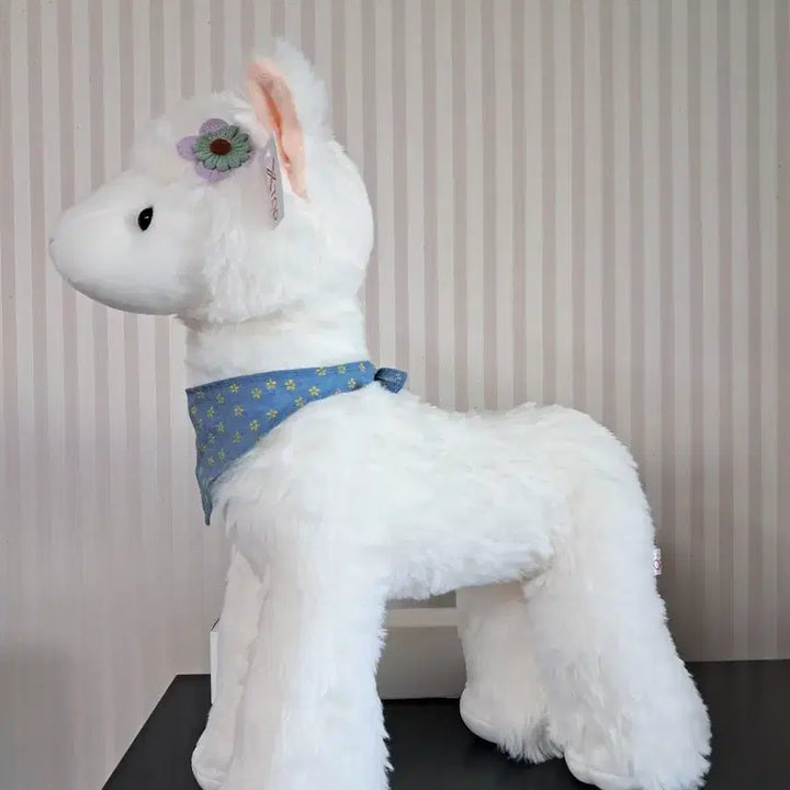 [BUNJANG] Xtop Alpaca Medium Plush Toy 40cm with Flower Scarf / xtop 엑스탑 양 알파카 중형인형 40cm 꽃  스카프 무늬 새상품