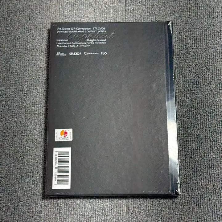 [BUNJANG] DAY6 Wonpil Unpiltered Photobook Album + Confetti Photocard / [미개봉] 원필 포토북 앨범 Unpiltered + 원필 컨페티