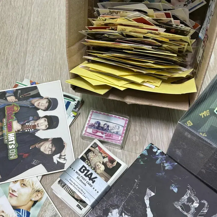 [SOLD OUT] B1A4 일괄 판매 정리 (앨범, 응원봉, 비공굿)