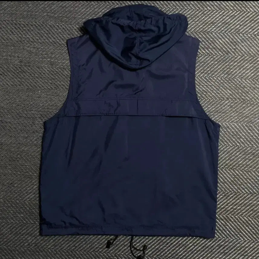 [SOLD OUT] 데상트 포켓 후드 조끼 베스트 m