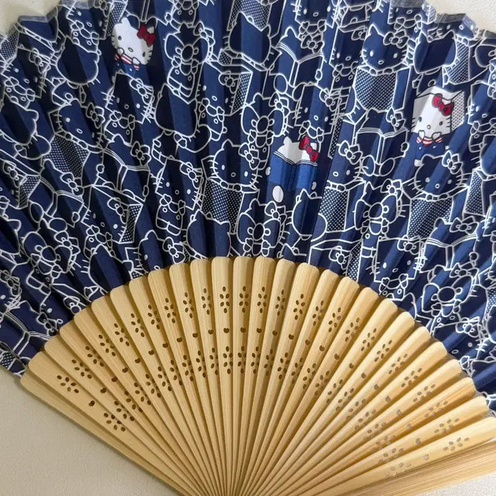 [BUNJANG] Classic Kitty 2019 Folding Fan / 고전키티 부채 2019
