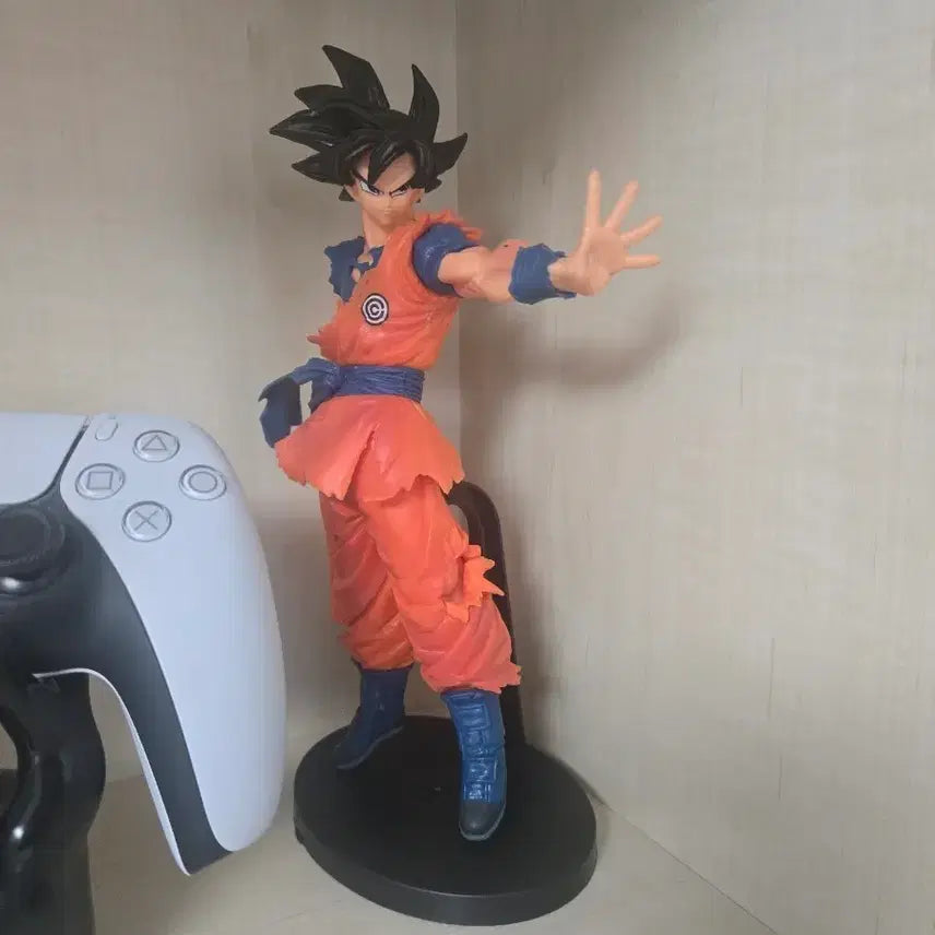 [BUNJANG] Dragon Ball Z Son Goku Figure / 드래곤볼Z 피규어 손오공