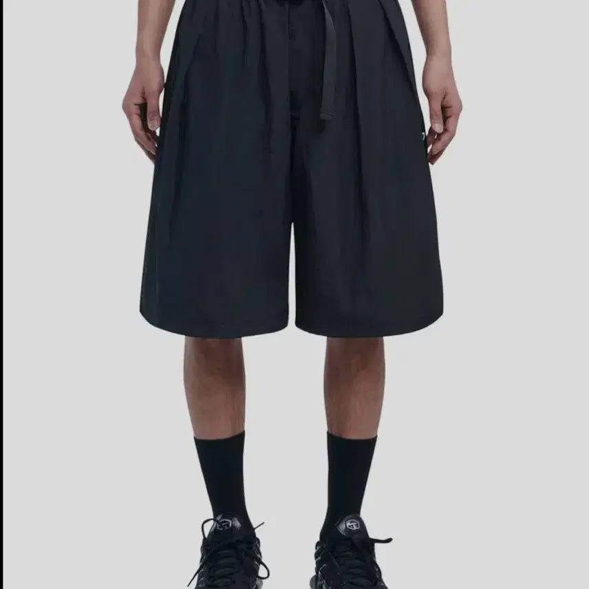 [BUNJANG] Nomad Manual Breeze Belted Shorts - Black / 노매뉴얼 BREEZE BELTED SHORTS - BLACK