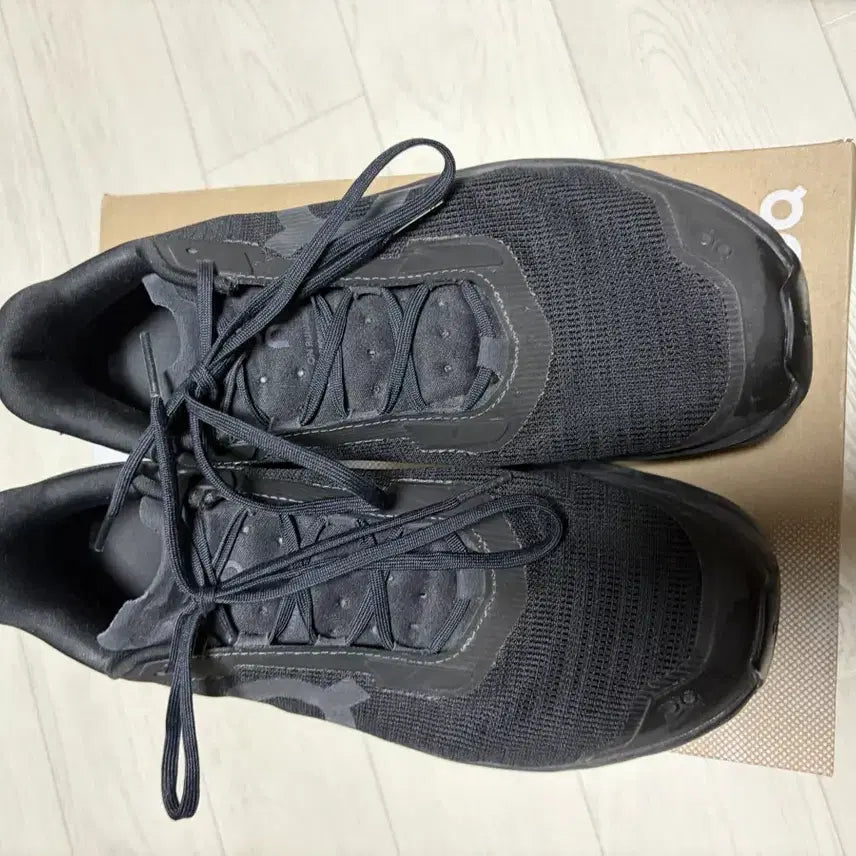 [SOLD OUT] 온 러닝 클라우드몬스터 보이드 블랙