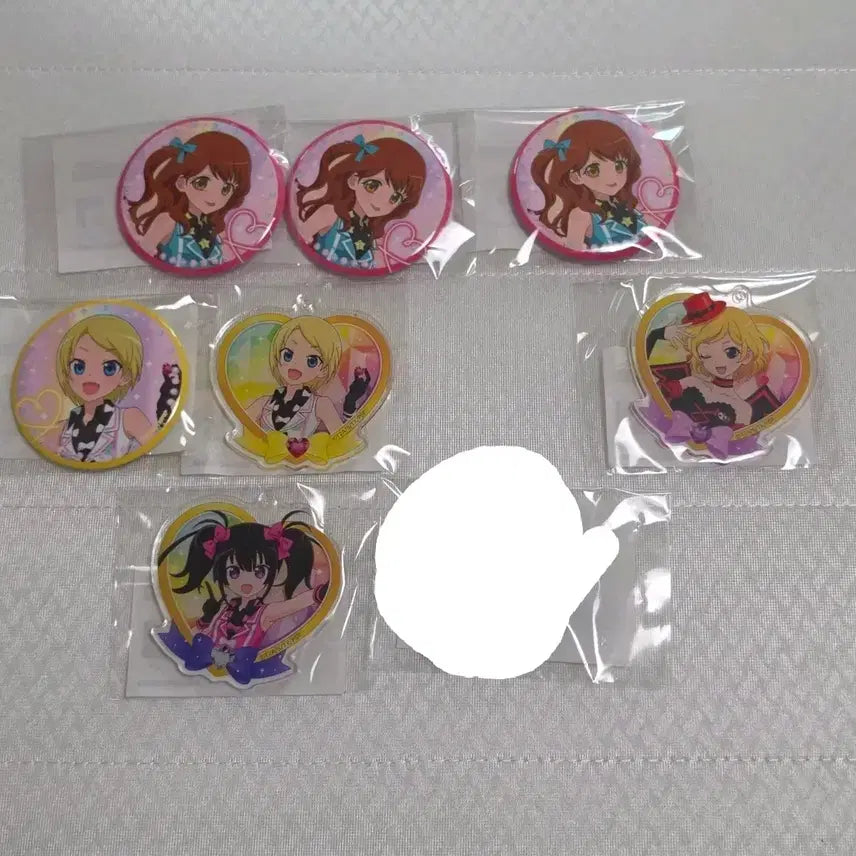 [BUNJANG] Kirby Kuji Aurora Dream Can Badge Set / 프리티리듬 오로라드림 마루쿠지 키링 캔뱃지 하위상