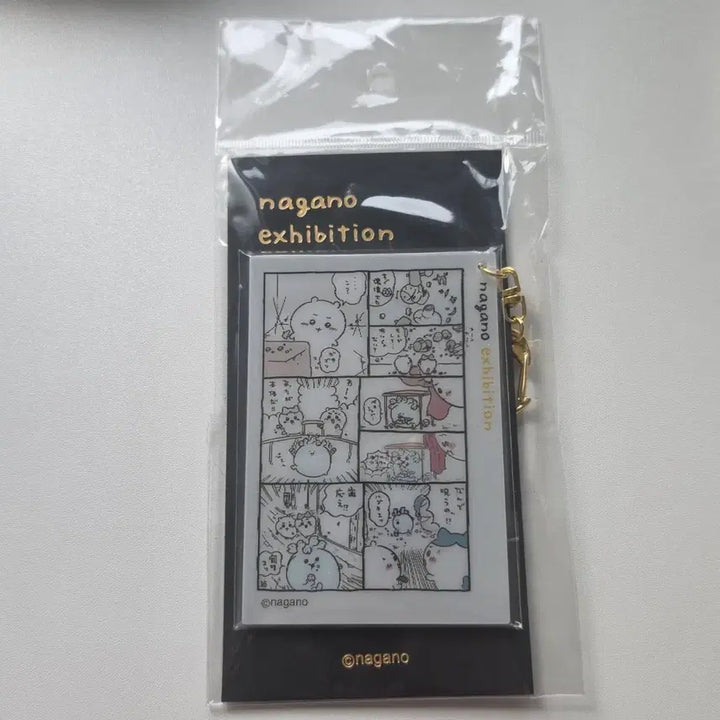 [BUNJANG] Chiikawa Colored Lenticular Keyholder / 치이카와 코믹에 색이 입혀지는 렌티큘러 키홀더