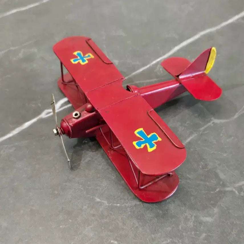 [BUNJANG] World War I German Fighter Aircraft Foker Dr.I Tinplate Model Decoration / 제1차 세계대전 독일 전투기 포커 Dr.l 모형 장식품