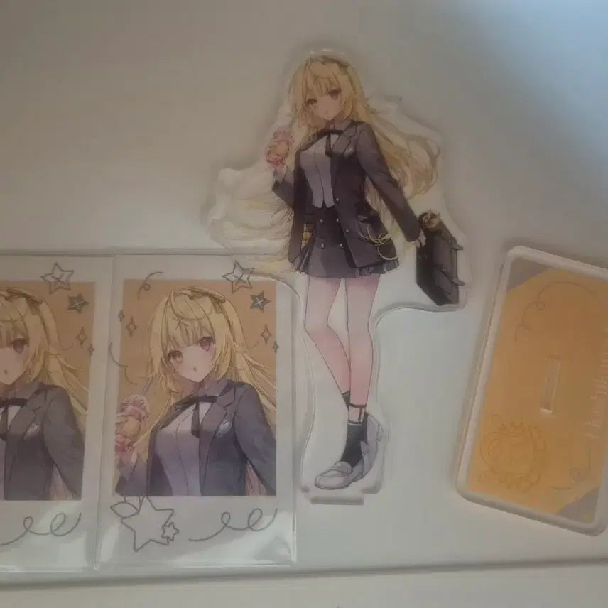 [BUNJANG] Nijisanji Official Goods Bundle Set / 말슈붕 말랑슈크림붕어 ㅌㅇ님 타야님 니지산지 굿즈 일괄 판매