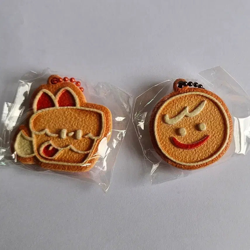 [SOLD OUT] 쿠키앤모어 케이크들개+용쿠 PVC 키링 (일괄)
