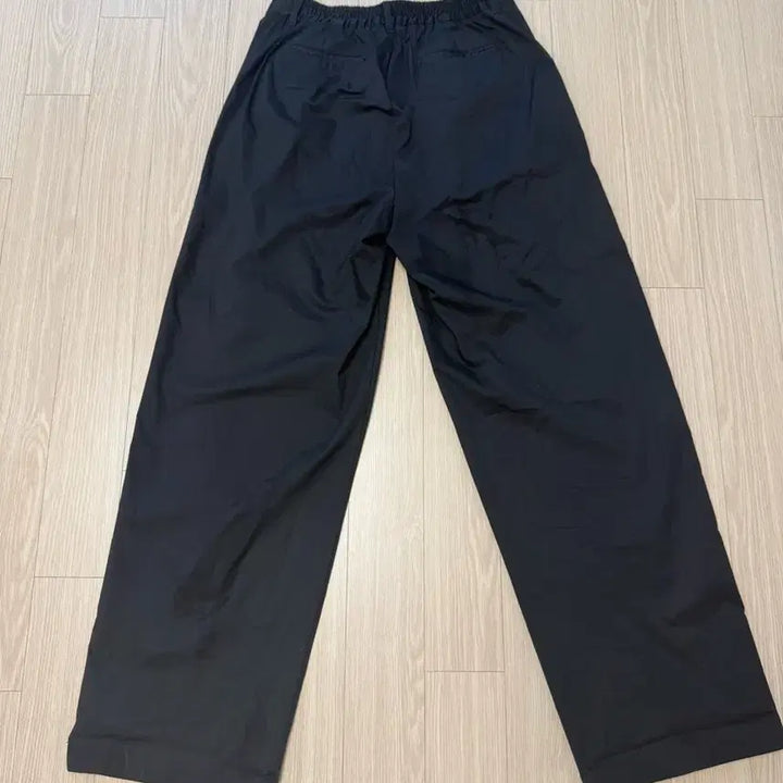 [BUNJANG] One-Pleat Back-Banding Nylon Pants / [30-32] 원턱 뒷밴딩 나일론 팬츠 블랙,차콜