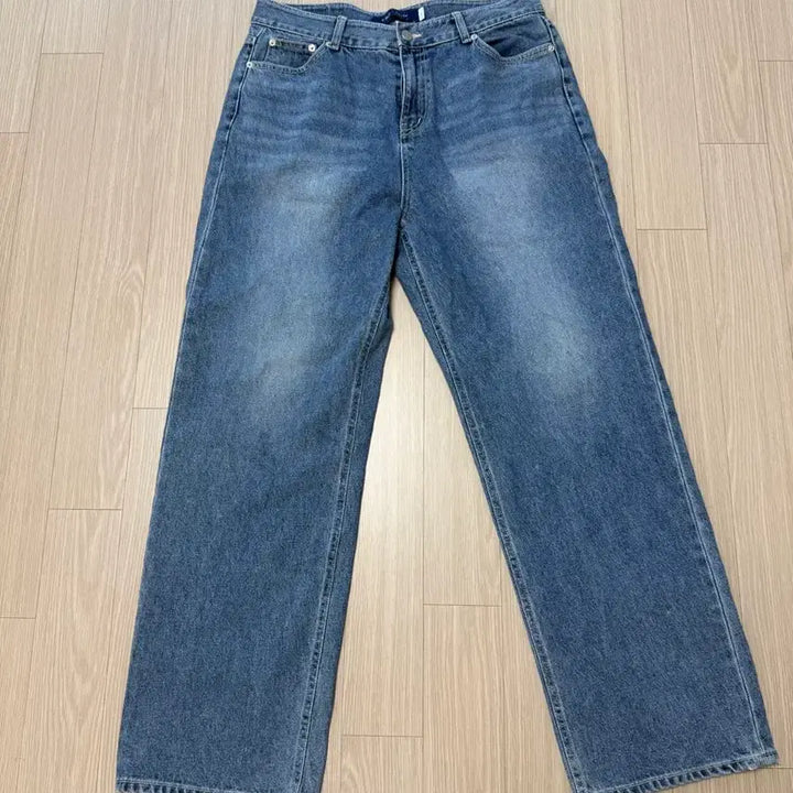 [SOLD OUT] [30-32] 세미와이드핏 데님 진 청바지