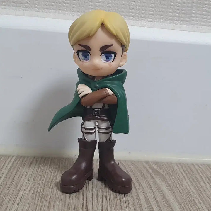 [BUNJANG] Attack on Titan Erwin / Falco - Bushiroad Vol. 1 Figure / 진격의거인 엘빈 팔버스 부시로드 1탄 교환 판매