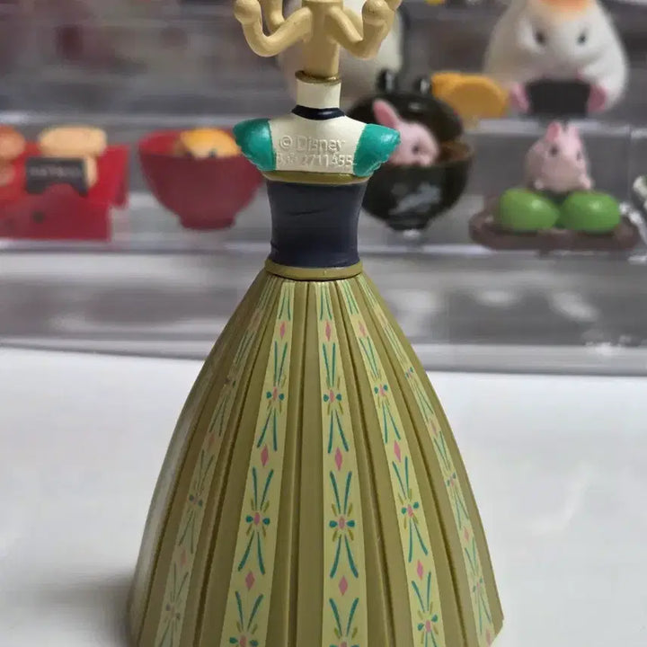 [BUNJANG] Disney Frozen Anna Torso Gacha Figure / 디즈니 겨울왕국 안나 토르소 가챠