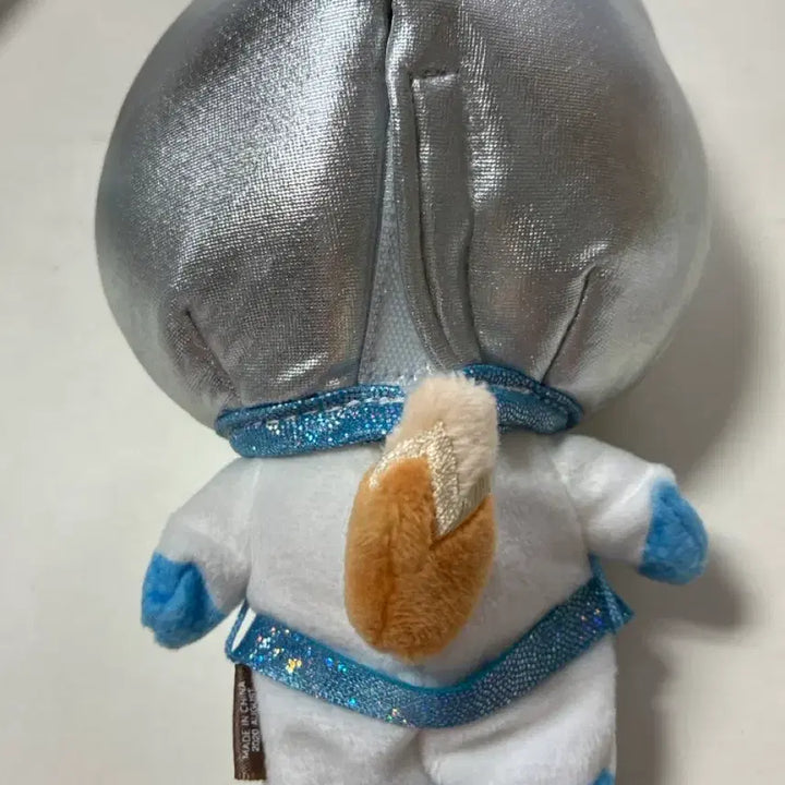 [BUNJANG] Day6 Denimals Young K 2019 First Edition Plush + Space Suit / 데이식스 데니멀즈 영케이 2019초판 케인형+우주복