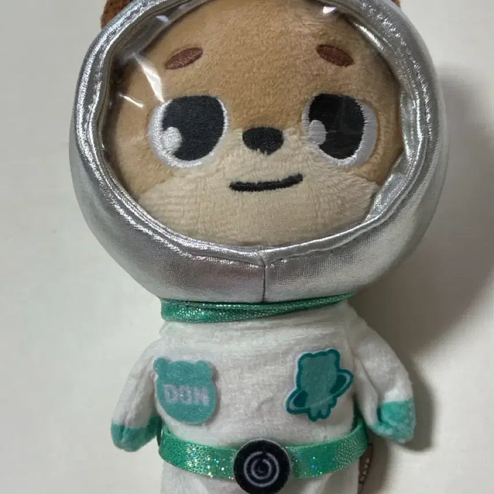 [BUNJANG] DAY6 Denimals 2019 First Edition Don Doll + Spacesuit / 데이식스 데니멀즈 2019초판 돈 인형+우주복