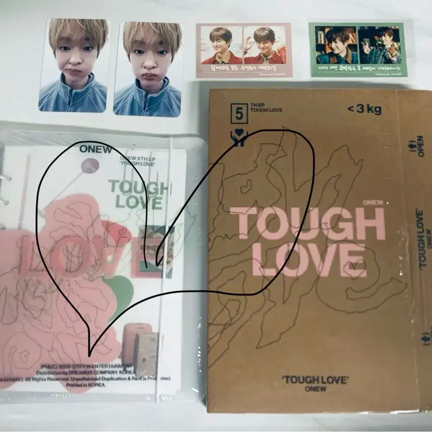 [BUNJANG] ONEW TOUGH LOVE Album (Book &amp; Note Version) Photocard Set / 온유 TOUGH LOVE 앨범 미개봉