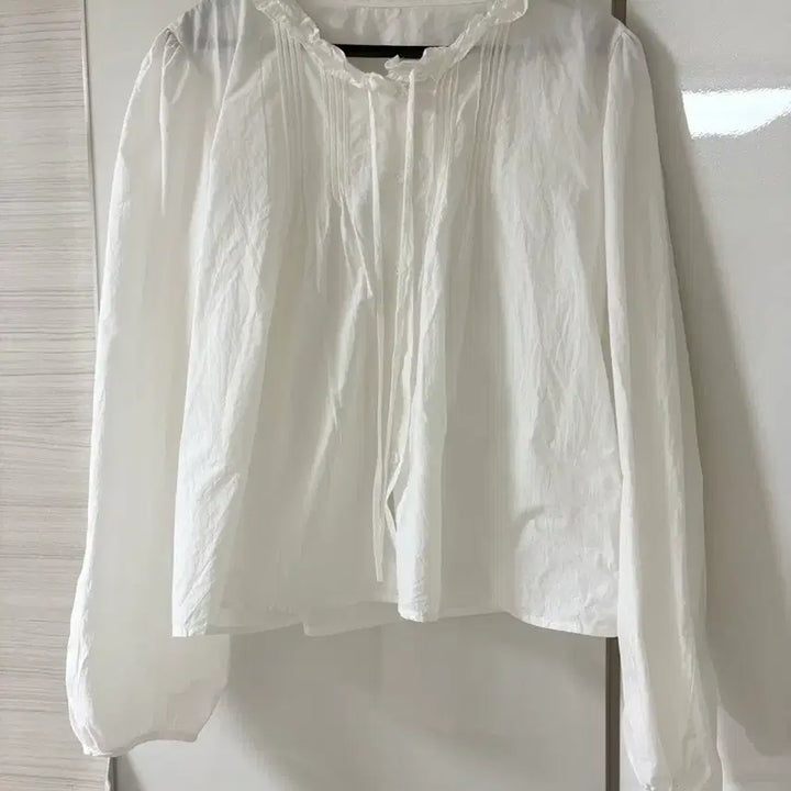 [BUNJANG] Pintuck Frill Blouse / 핀턱 프릴 블라우스