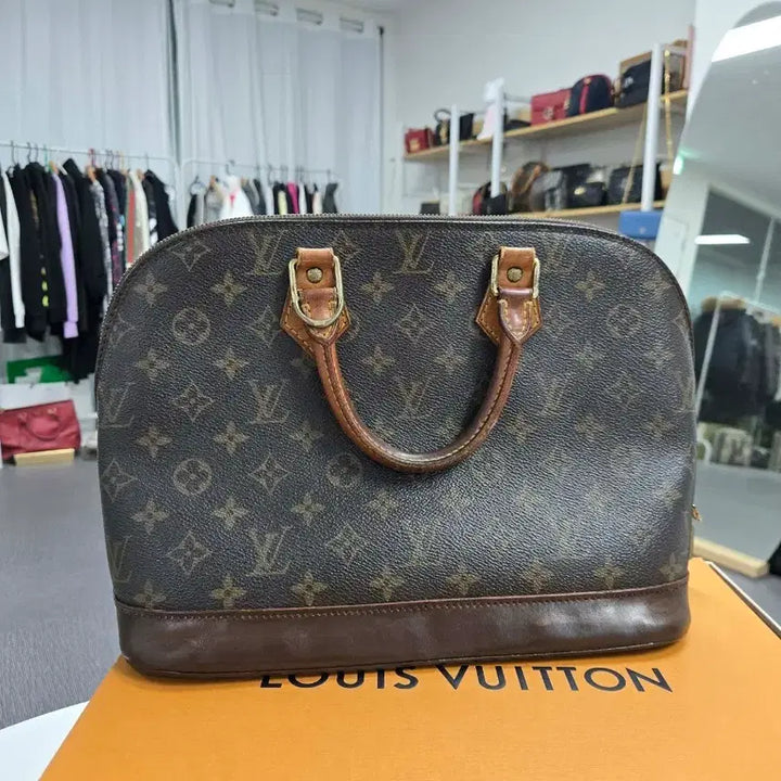 [SOLD OUT] [정품] 루이비통 알마 토트백