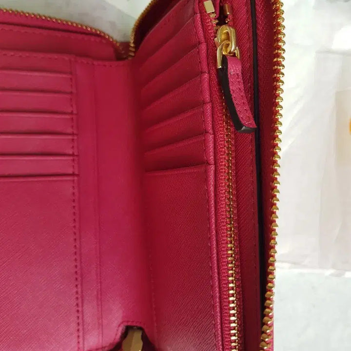 [BUNJANG] Tory Burch Robinson Medium Wallet Dark Peony / (정가25만) 새상품 정품 토리버치 로빈슨 중지갑