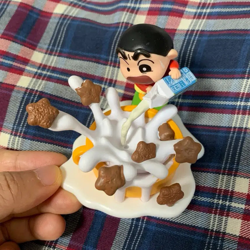 [BUNJANG] Crayon Shin-chan Cooking Assistant Rement Miniature Figure / 짱구 요리를 도와줄거야 리멘트 피규어