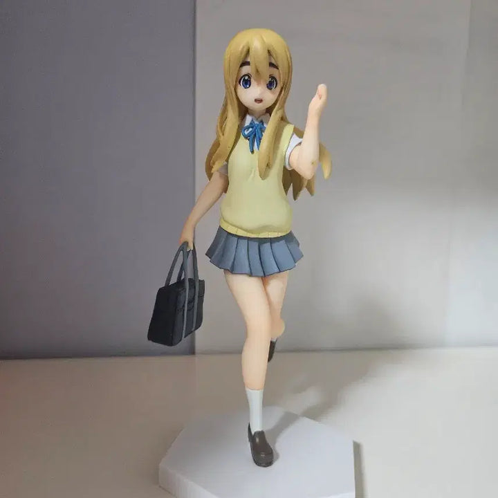 [BUNJANG] K-On! Tsumugi Kotobuki Figure Bundle Set / 케이온! 츠무기 피규어 일괄 세트 엑스트라, D상 애니버셔리 피규어