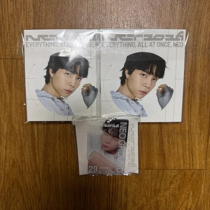[BUNJANG] NCT 10th Anniversary Group Lenticular Keyring Reward Badge Johnny / 엔시티 10주년 단체 팝업 렌티큘러 키링 리워드 뱃지 쟈니