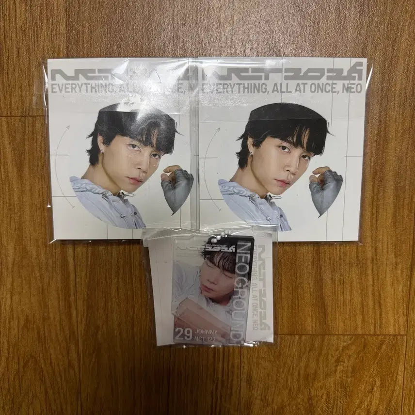 [BUNJANG] NCT 10th Anniversary Group Lenticular Keyring Reward Badge Johnny / 엔시티 10주년 단체 팝업 렌티큘러 키링 리워드 뱃지 쟈니