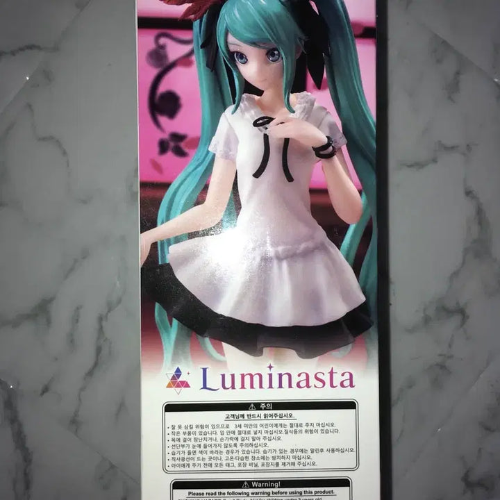 [BUNJANG] World is Mine Hatsune Miku Classic Figure (Sealed) / 미개봉) 월드이즈마인 미쿠 고전 피규어