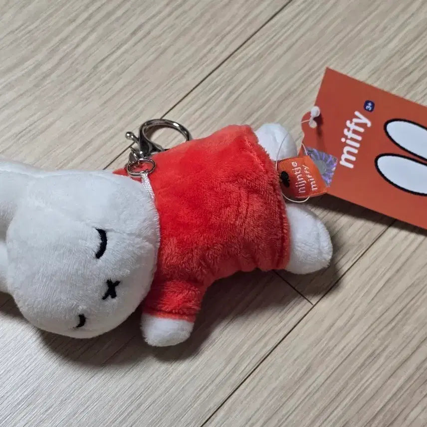 [BUNJANG] Miffy Sleeping Plush Keychain Orange / 잠자는 미피 인형 키링 오렌지 주황색