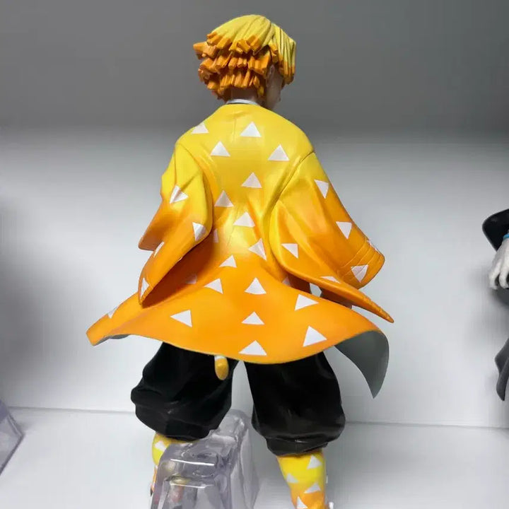 [BUNJANG] Ichiban Kuji Demon Slayer Zenitsu Figure A Prize Box / 제일복권 젠이츠 a상 박스O