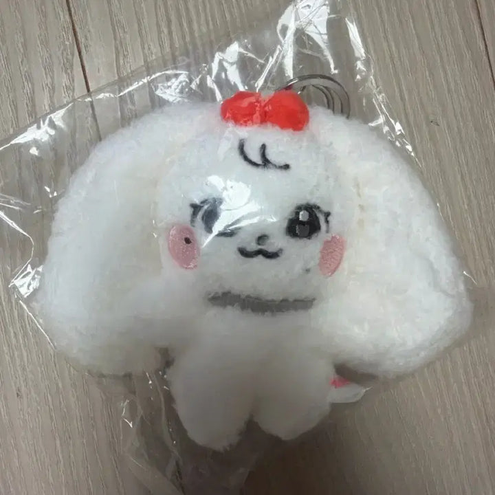 [BUNJANG] IVE MiniB 10cm Cherry Doll / 아이브 미니브 10센치 체리