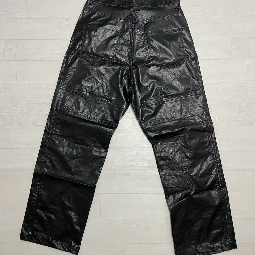 [BUNJANG] Lee Hyun Project Matte Black Leather Biker Pants L / 이현 프로젝트 매트 블랙 레더 바이커 팬츠 L