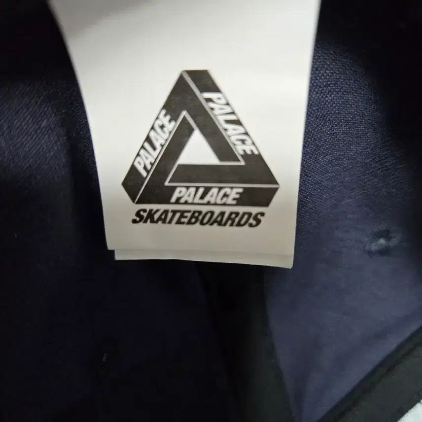 [BUNJANG] Palace 09 P Frame 5-Panel Ball Cap Navy / 팔라스 09 P 프레임 5패널 볼캡 네이비