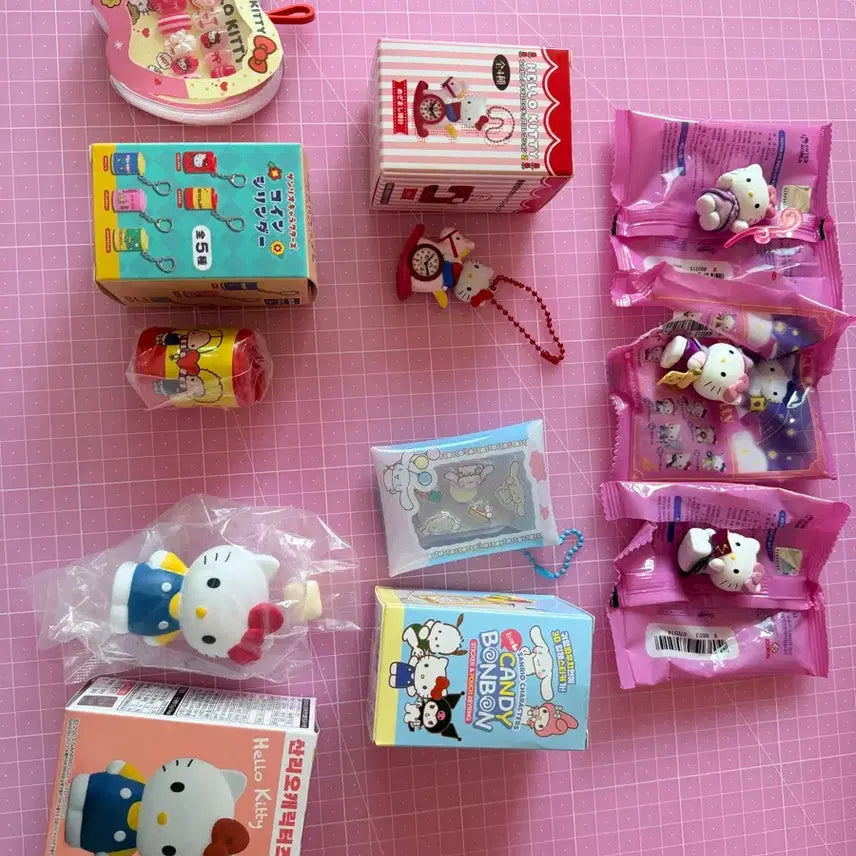 [BUNJANG] Hello Kitty Cinnamoroll Figure Bundle Set / 키티 시나모롤 피규어 일괄