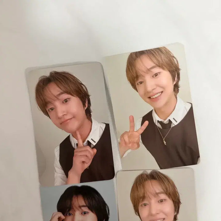 [BUNJANG] SHINee Onew Connection Concert Photocard Bundle Set / 샤이니 온유 커넥션 콘서트 포카 4장일괄