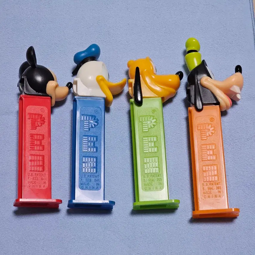[BUNJANG] Disney Characters Pez Dispenser Set (Mickey Mouse, Goofy, Pluto, Donald Duck) / 디즈니 캐릭터 페즈 디스펜서 4종 피규어(미키마우스 구피 플루토 도날드덕