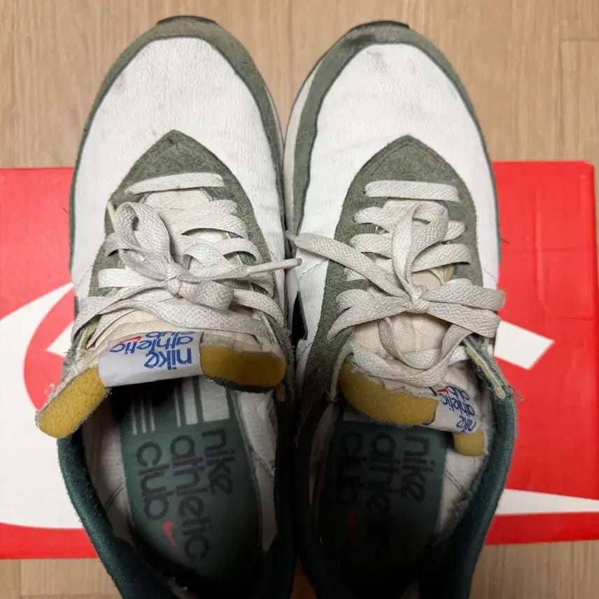 [BUNJANG] Nike Waffle Trainer 2 White Black Pro Green Sneakers / 나이키 와플트레이너2 270