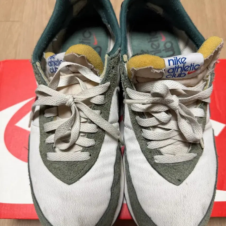 [BUNJANG] Nike Waffle Trainer 2 White Black Pro Green Sneakers / 나이키 와플트레이너2 270