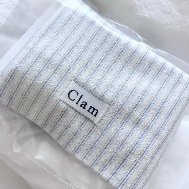 [BUNJANG] Clam String Pouch Blue Stripes / 새상품) 클램 스트링 복조리 파우치 블루 아이에오우 필통 화장품 올영 백
