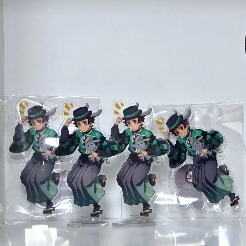[BUNJANG] Demon Slayer Tanjiro Rabbit Year Acrylic Stand / 탄지로 토끼의 해 아크릴스탠드 귀멸의칼날