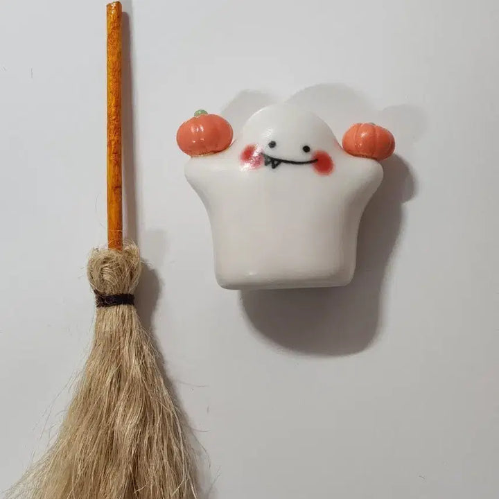 [BUNJANG] Ghost Ceramic Figurine / 유령 도자기 피규어