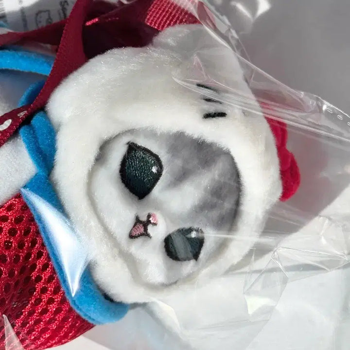 [BUNJANG] MOHOOSAND x Hello Kitty Cat Charm / 모후산드 모프샌드 헬로키티 콜라보 고양이 키링 미개봉 새상품