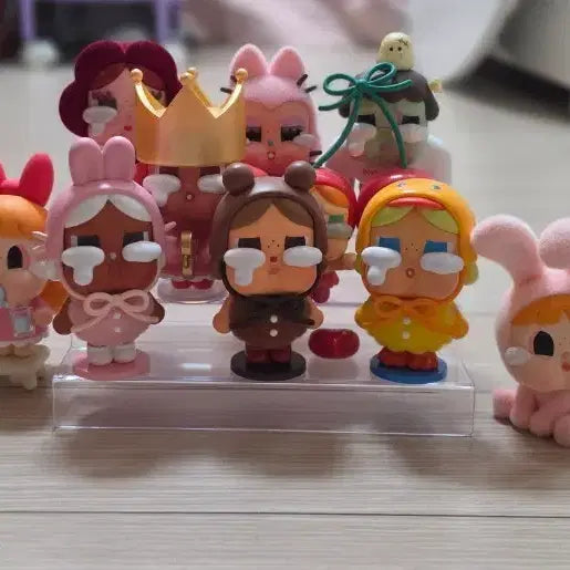 [BUNJANG] Pop Mart Crybaby Figure Bundle Set (14 pieces) / 새상품-단순진열)팝마트 크라이베이비 피규어 일괄(14개) 판매