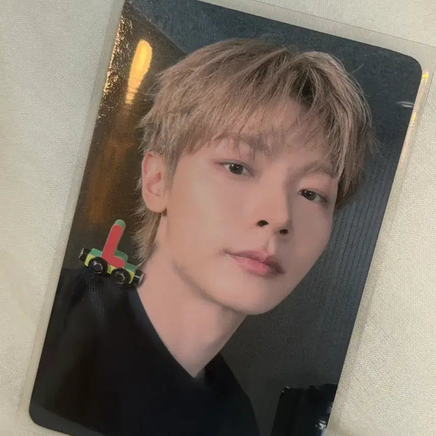 [BUNJANG] Lucy Shin Yechan Membership Gift Photocard / 루시 신예찬 멤버쉽키프트 포카