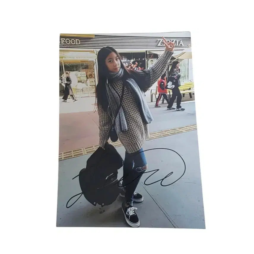 [BUNJANG] Yireh Signed Photo / 이레 싸인 사진