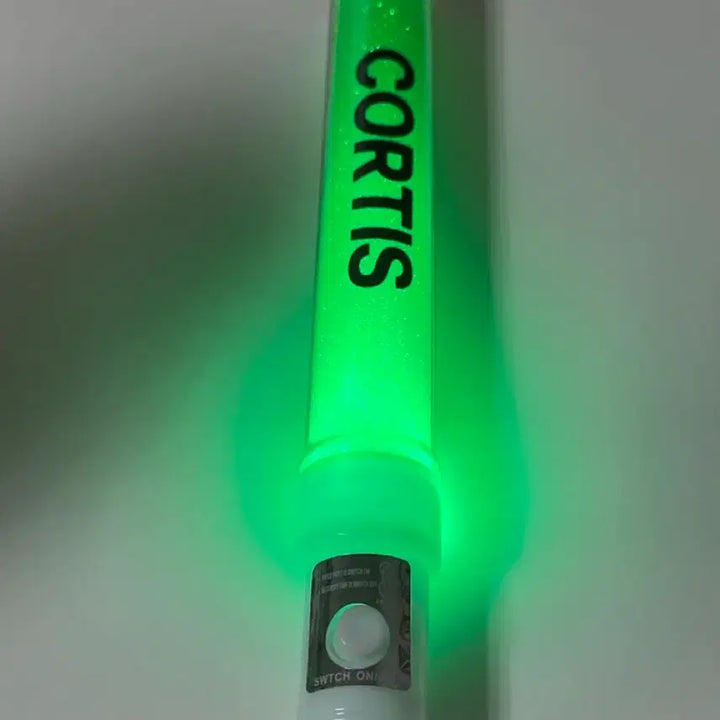[SOLD OUT] 코르티스 CORTIS LED 임시 응원봉 그린